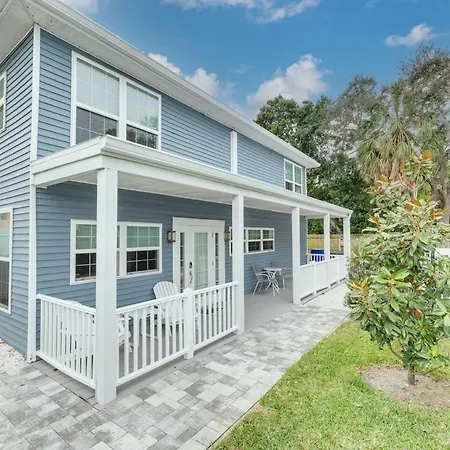 719 Douglas Avenue, Unit D 